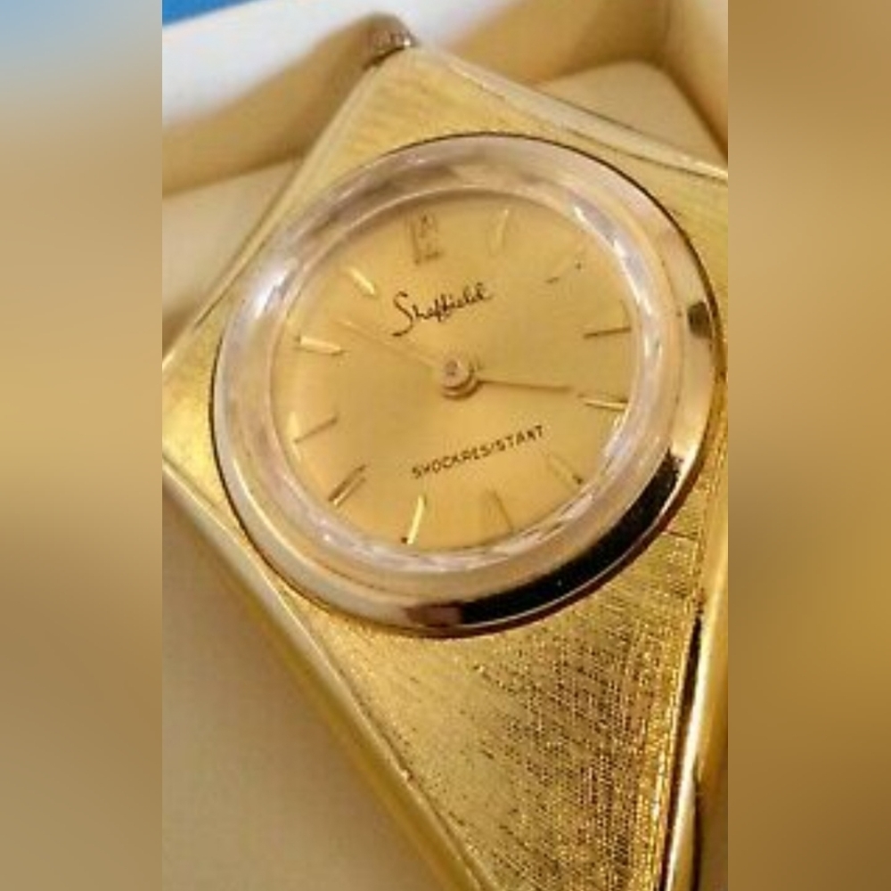 Unusual Kite Shape Vtg Sheffield Ladies Manual Pendant Watch